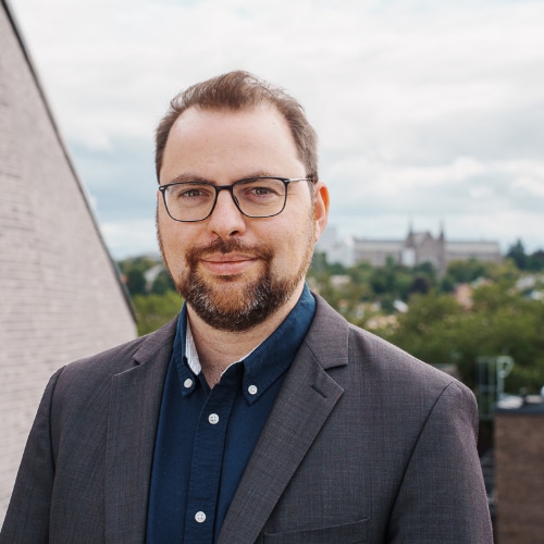 A headshot of Richard Hann